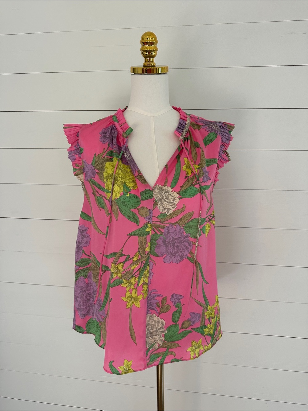Current Air Pink Floral Ruffle-Sleeve V-Neck